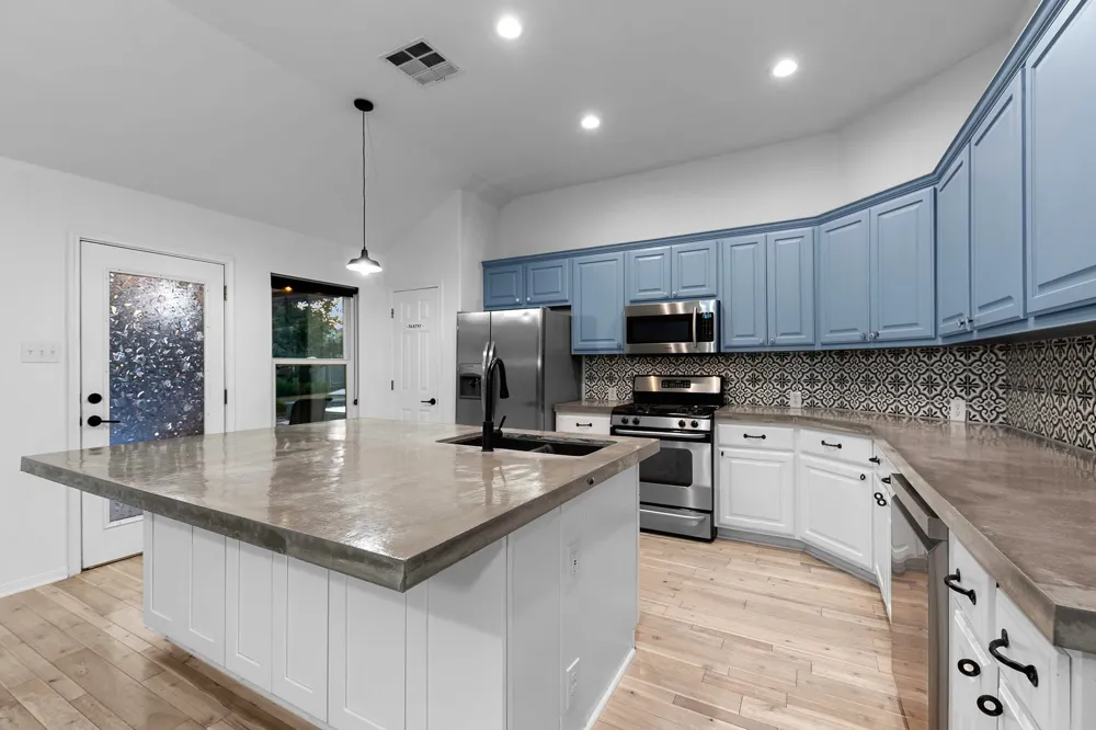20428 Rita Blanca Circle Pflugerville, TX 78660