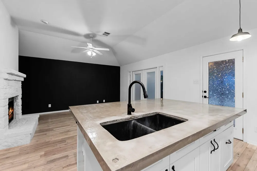 20428 Rita Blanca Circle Pflugerville, TX 78660