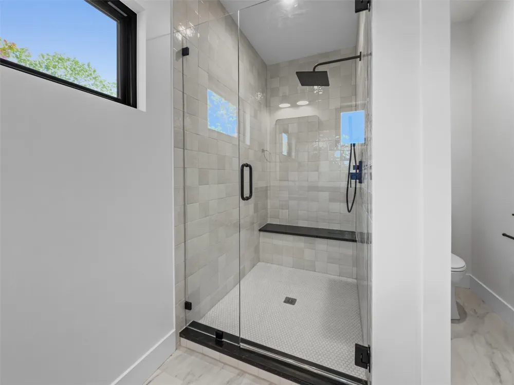 1402 Beckett Street Austin, TX 78757