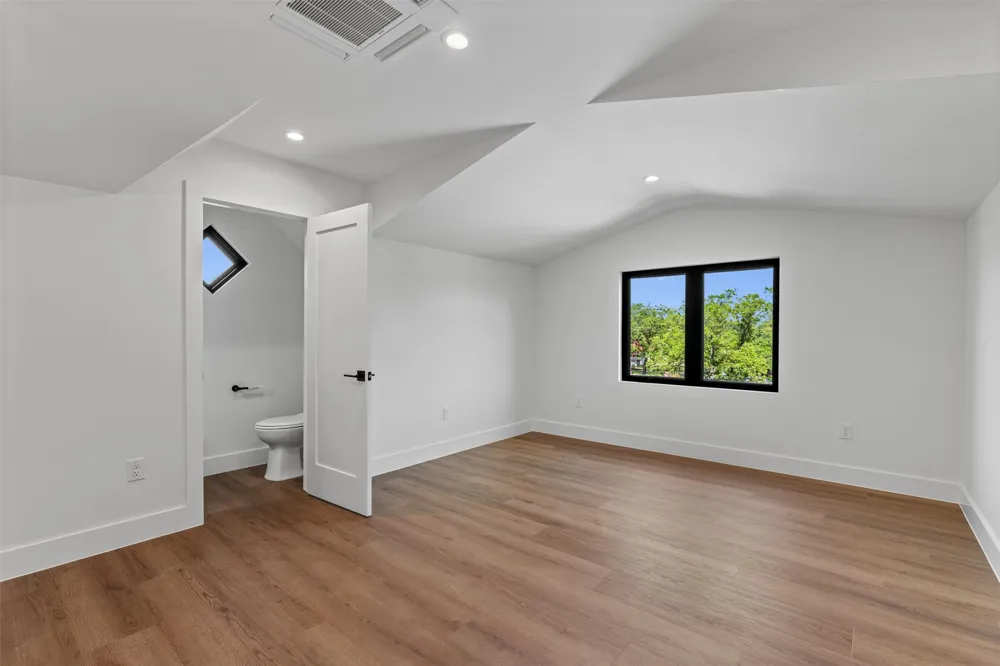 1402 Beckett Street Austin, TX 78757