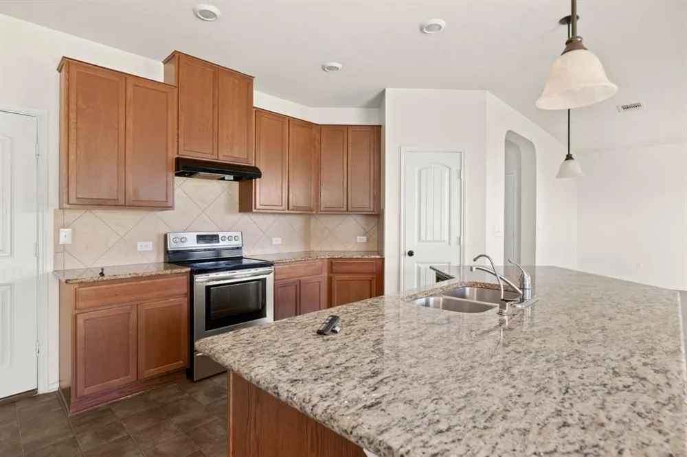 12300 Noel Bain Cove Del Valle, TX 78617