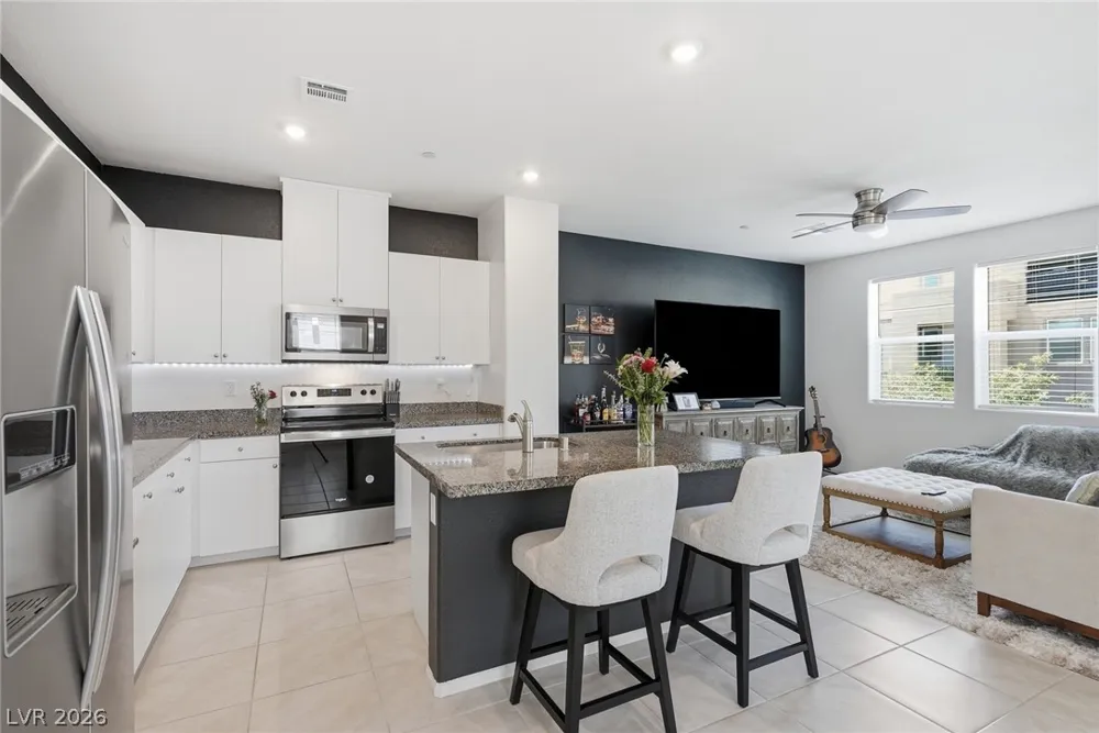 6155 Garden Oasis Street Las Vegas, NV 89148