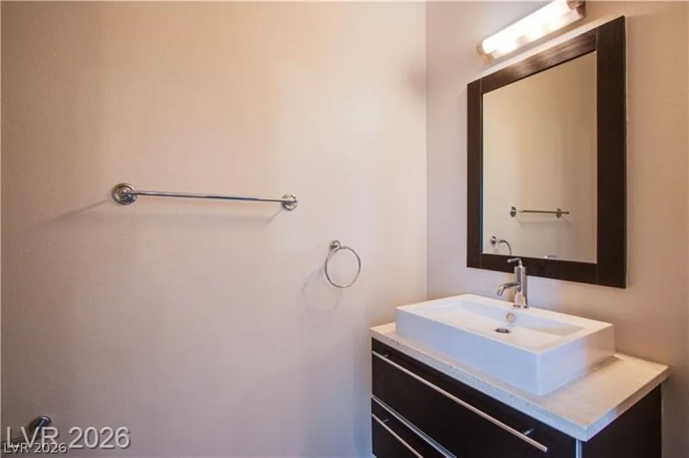 8925 W Flamingo Road #228 Las Vegas, NV 89147