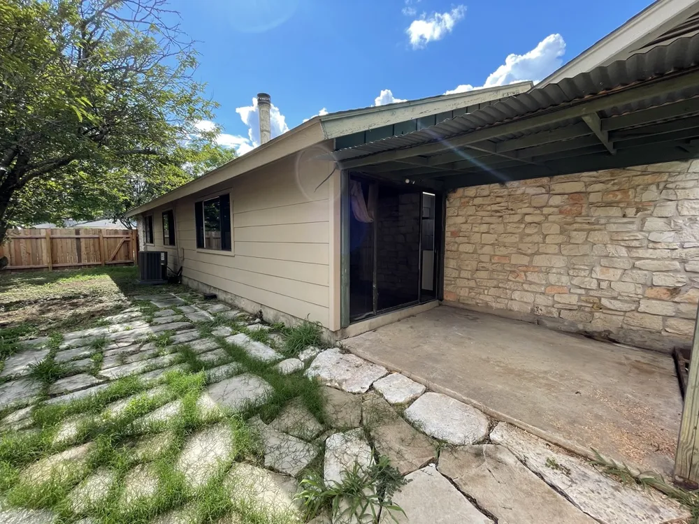7506 Chelsea Moor #B Austin, TX 78759