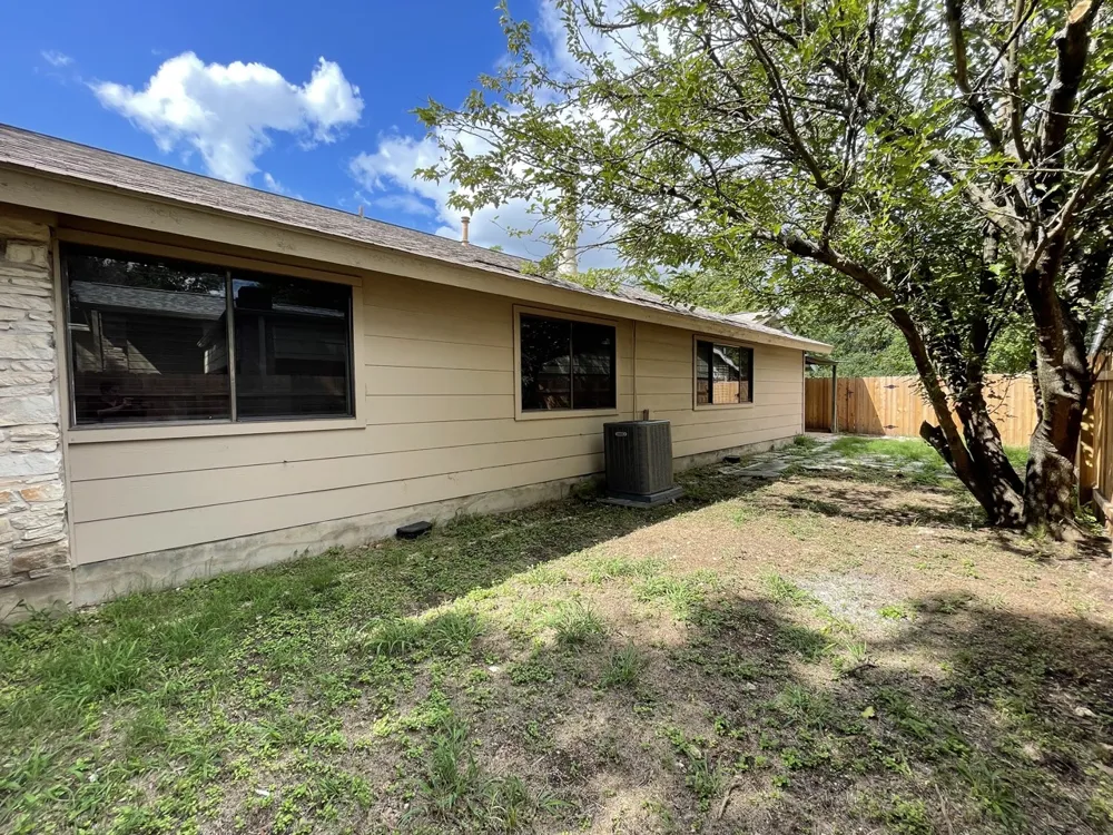 7506 Chelsea Moor #B Austin, TX 78759
