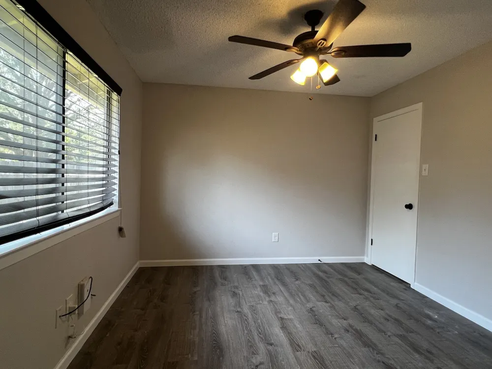 7506 Chelsea Moor #B Austin, TX 78759