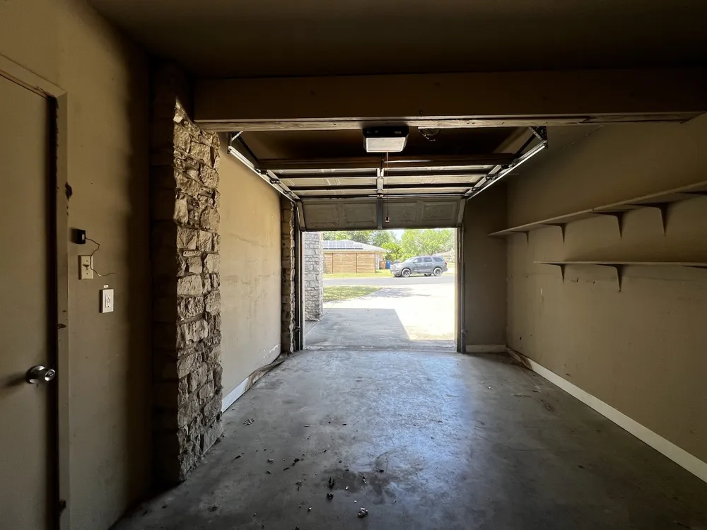 7506 Chelsea Moor #B Austin, TX 78759