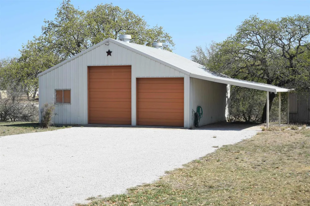 730 S Chaparral Burnet, TX 78611