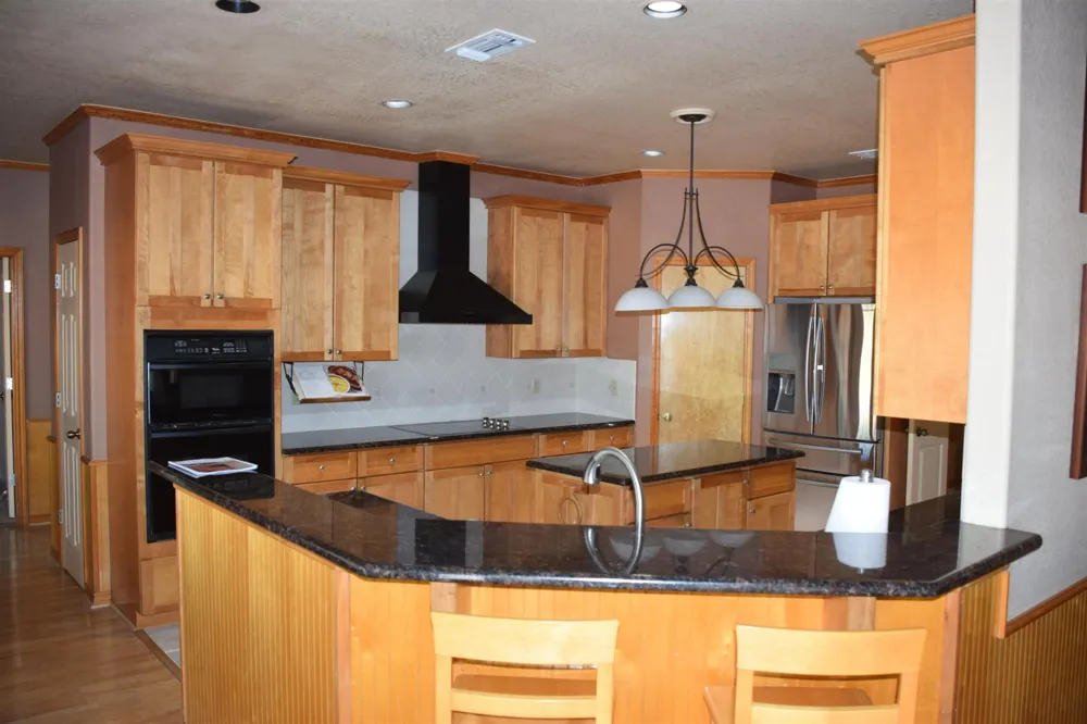 730 S Chaparral Burnet, TX 78611