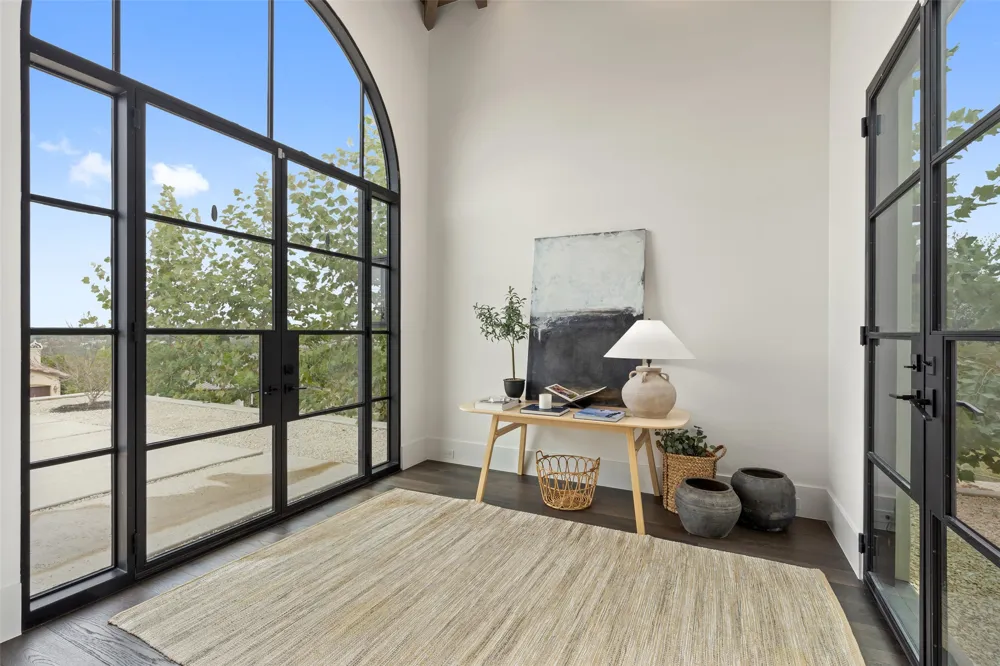 13000 Little Barton Lane Austin, TX 78738
