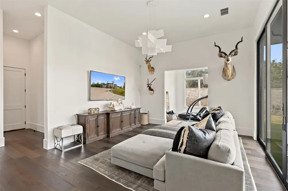 13000 Little Barton Lane Austin, TX 78738