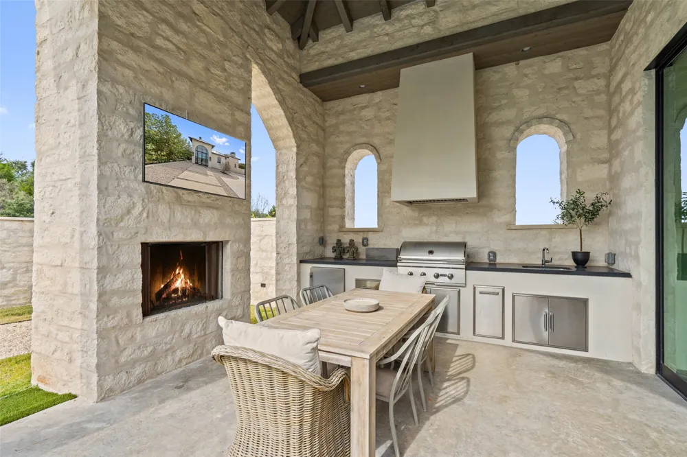 13000 Little Barton Lane Austin, TX 78738