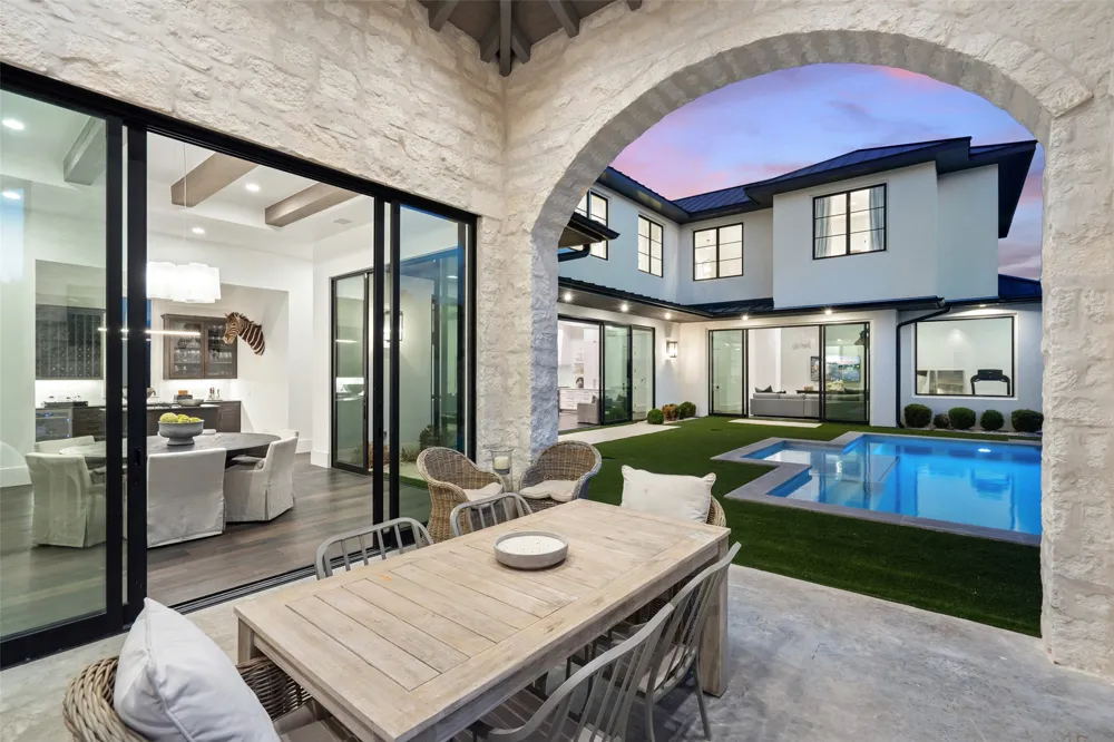 13000 Little Barton Lane Austin, TX 78738