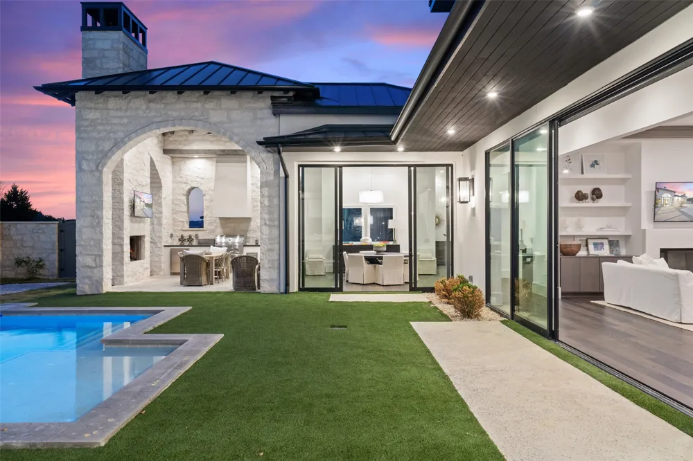 13000 Little Barton Lane Austin, TX 78738