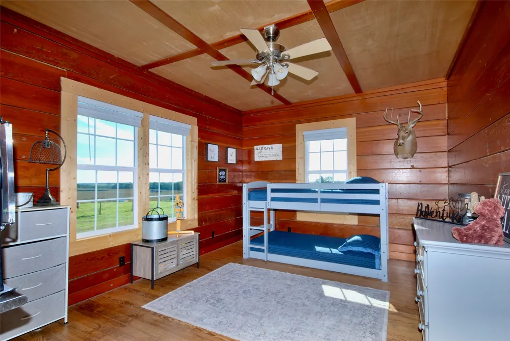 4228 County Road 256 Moulton, TX 77975