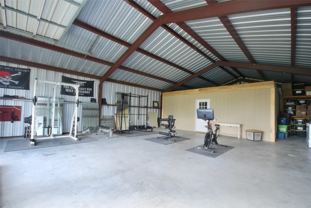4228 County Road 256 Moulton, TX 77975
