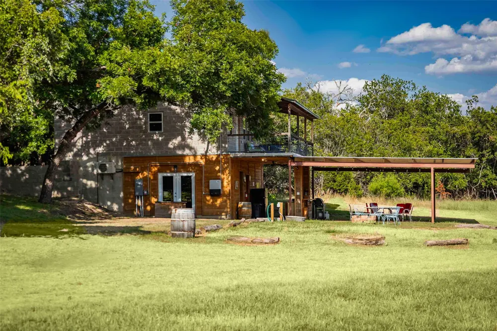 95 Loma Lane Fredericksburg, TX 78624