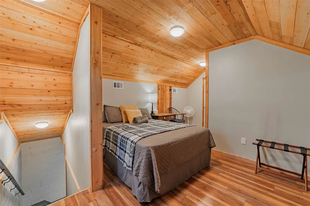 95 Loma Lane Fredericksburg, TX 78624