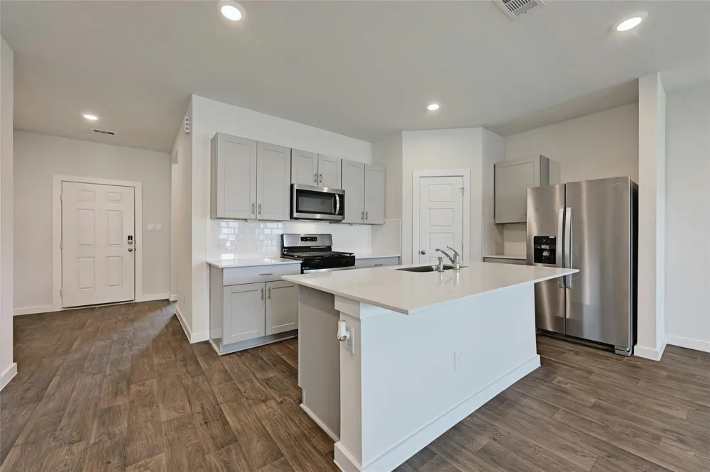 313 MERRIMAN ROAD San Marcos, TX 78666
