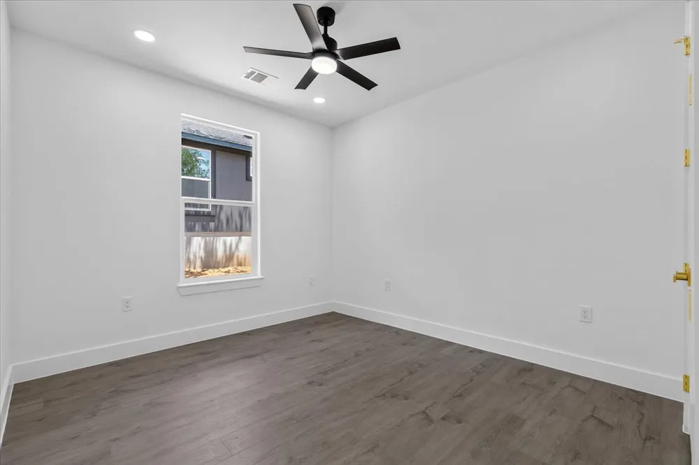 112 Pohakea Drive Bastrop, TX 78602
