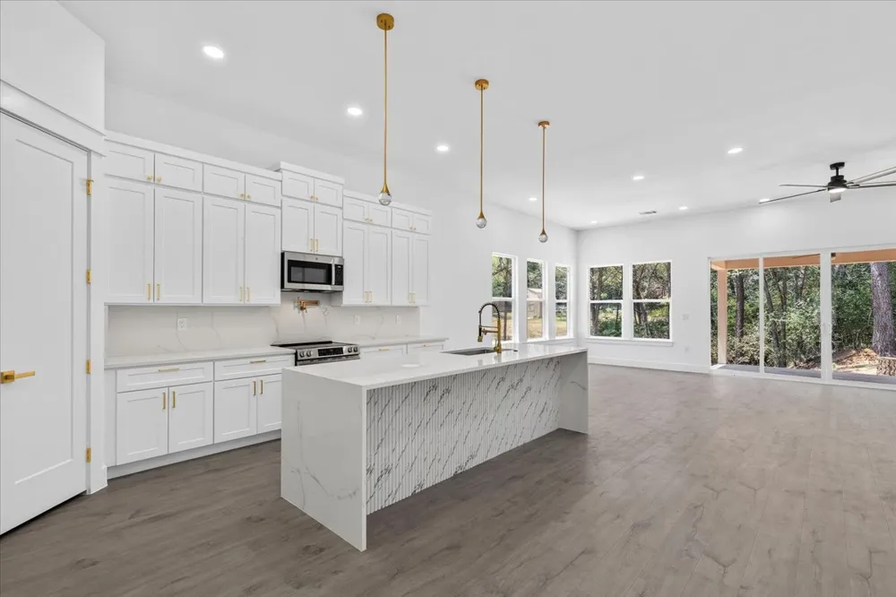 112 Pohakea Drive Bastrop, TX 78602
