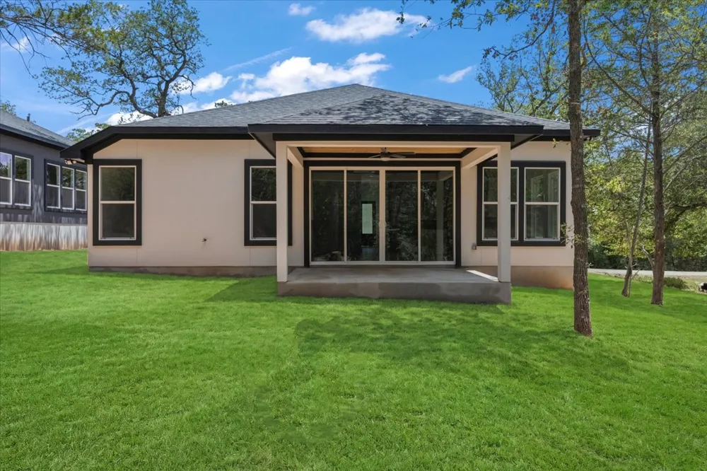112 Pohakea Drive Bastrop, TX 78602