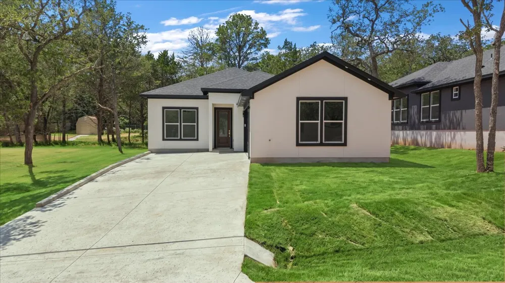 112 Pohakea Drive Bastrop, TX 78602