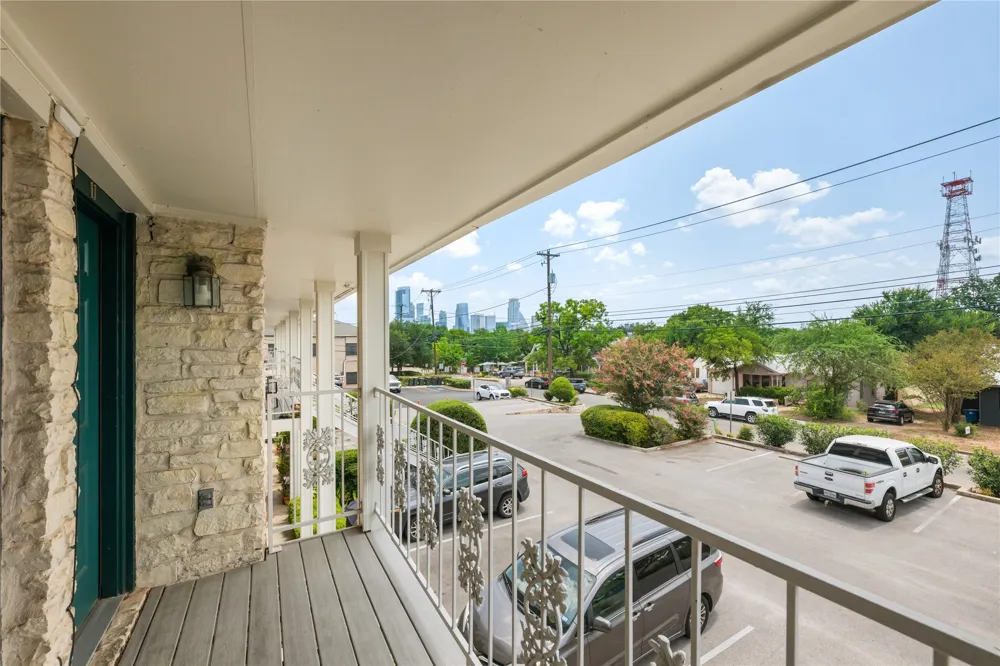 1610 Waterston Avenue #11 Austin, TX 78703