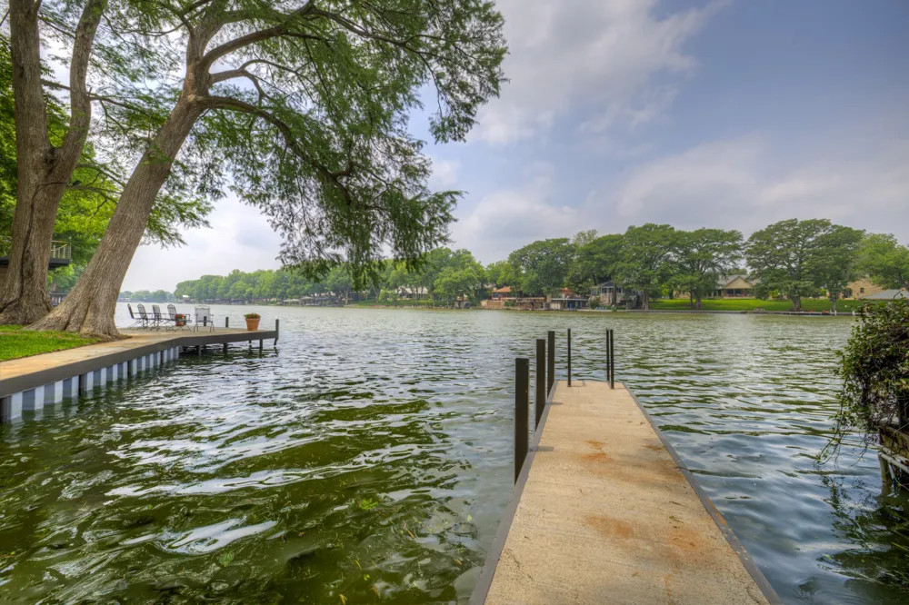 110 Lake Village Road Seguin, TX 78155