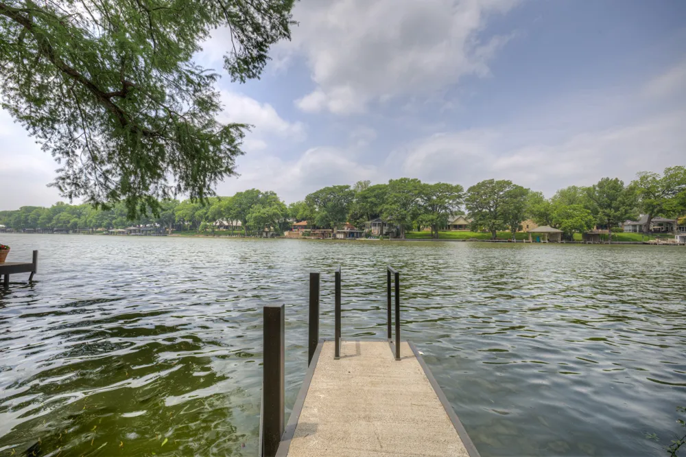 110 Lake Village Road Seguin, TX 78155