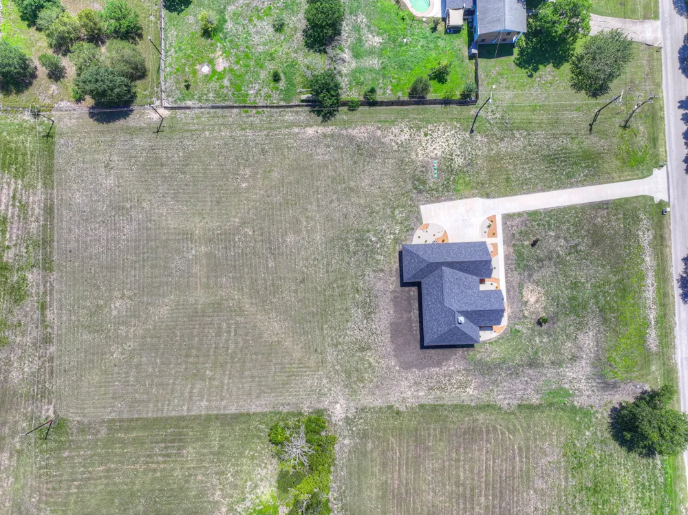 110 Lake Village Road Seguin, TX 78155