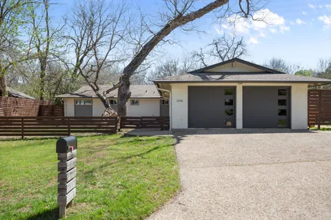 3305 Santa Monica Drive