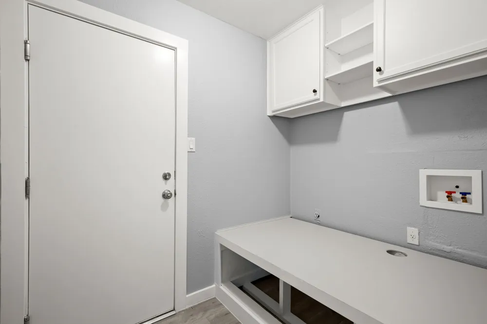 3305 Santa Monica Drive Austin, TX 78741