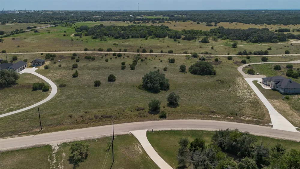 3 Cloudwood Ranch Road Briggs, TX 78608