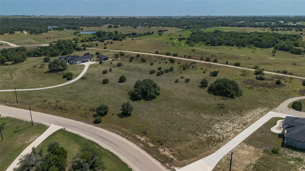 3 Cloudwood Ranch Road Briggs, TX 78608