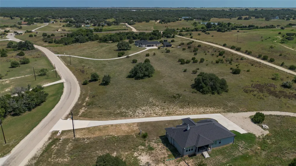 3 Cloudwood Ranch Road Briggs, TX 78608