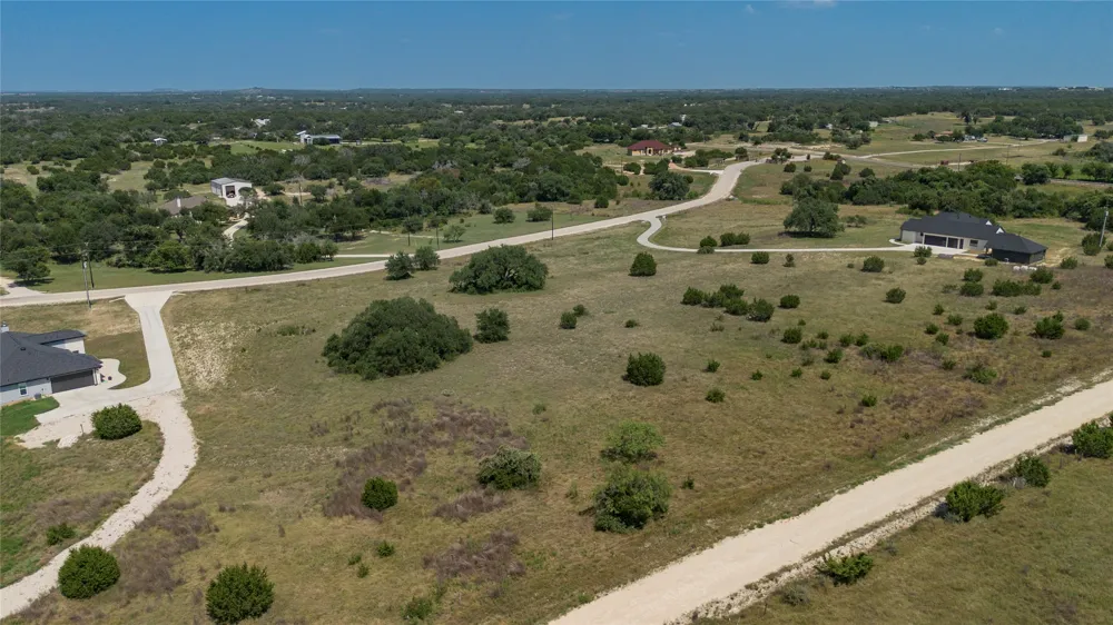 3 Cloudwood Ranch Road Briggs, TX 78608