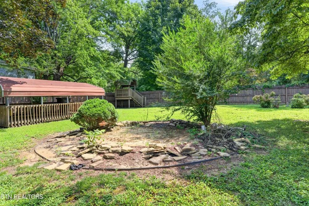 333 E 16th St Cookeville, TN 38501