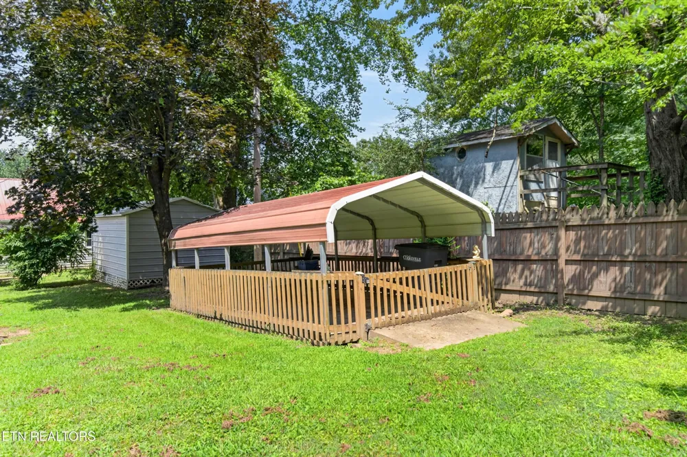 333 E 16th St Cookeville, TN 38501
