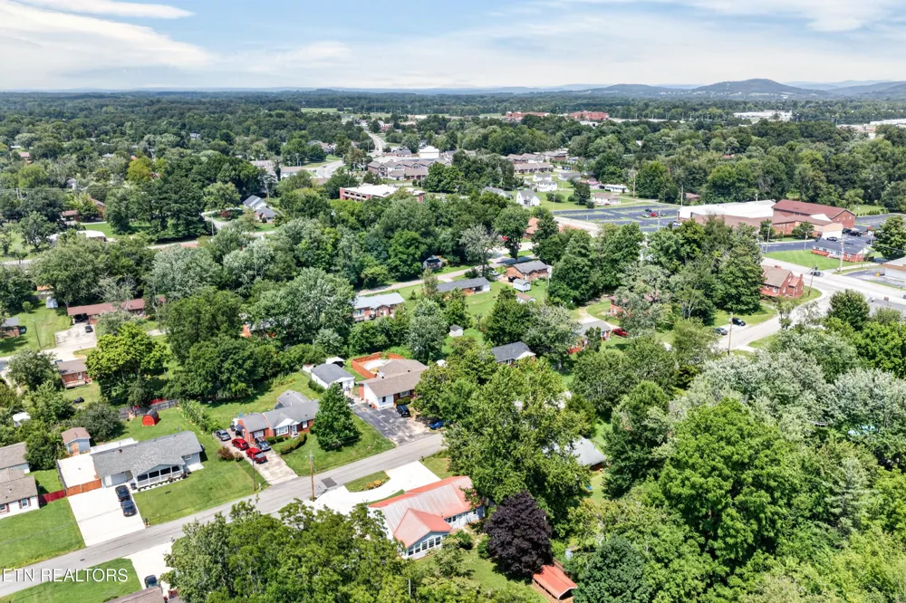 333 E 16th St Cookeville, TN 38501