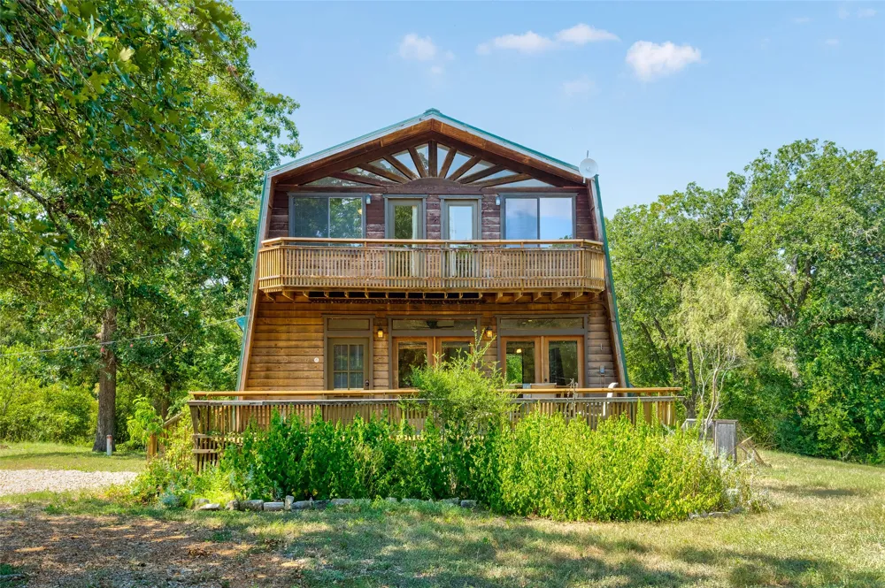 281 Earl Callahan Road Cedar Creek, TX 78612