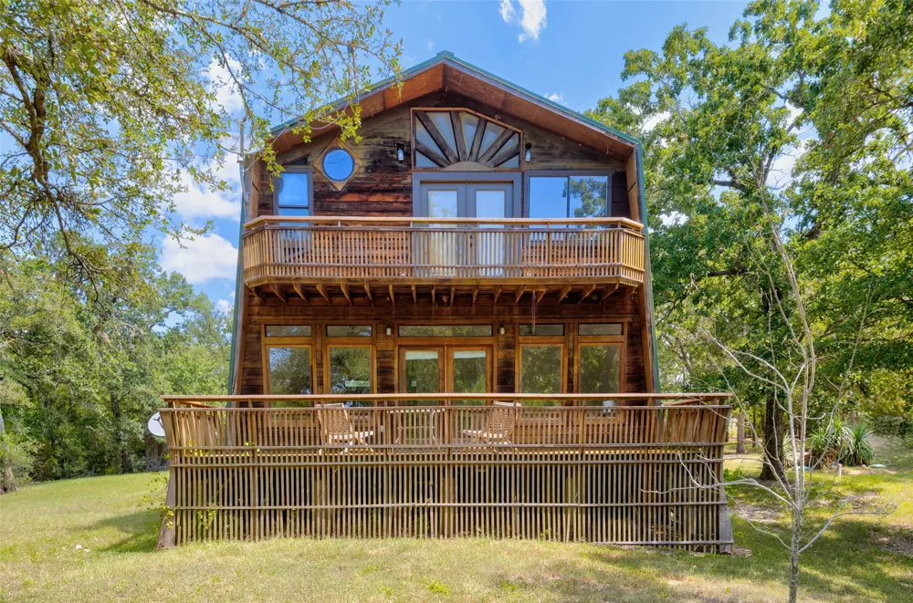 281 Earl Callahan Road Cedar Creek, TX 78612