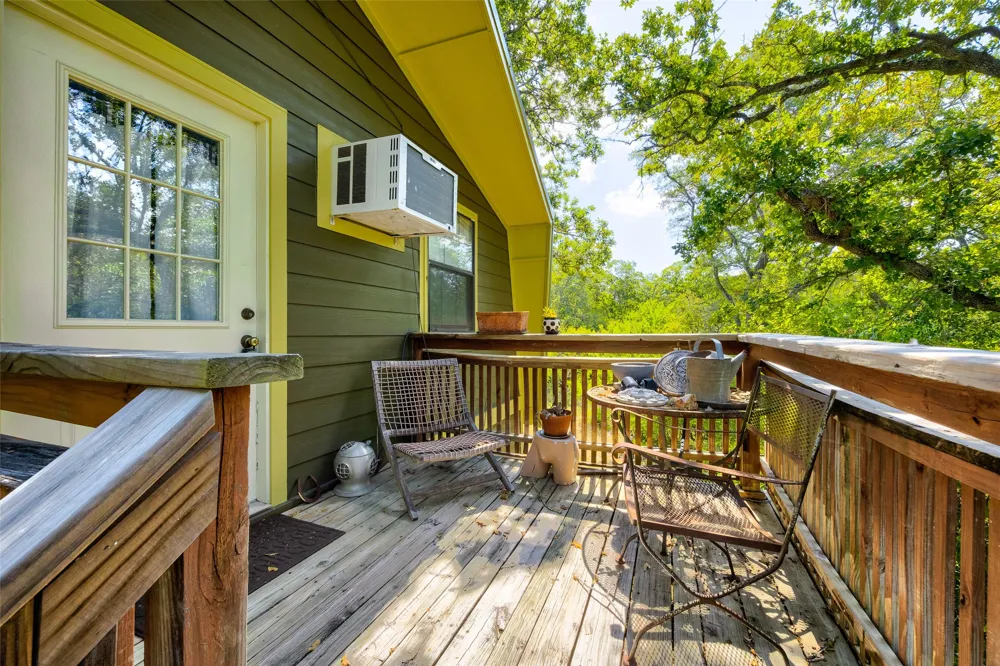 281 Earl Callahan Road Cedar Creek, TX 78612