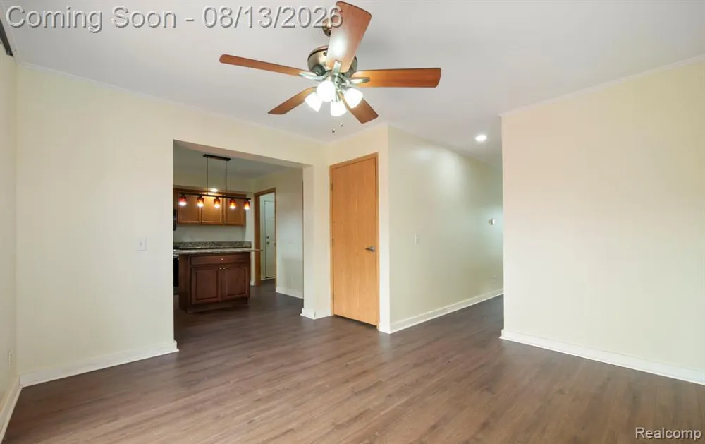 2018 John R Road Troy City, MI 48083
