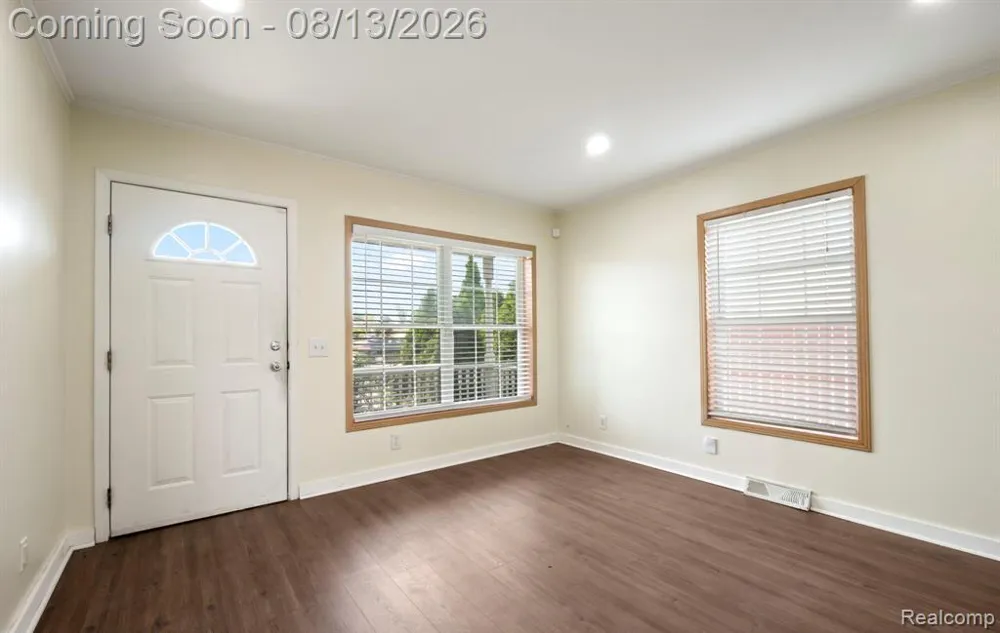 2018 John R Road Troy City, MI 48083