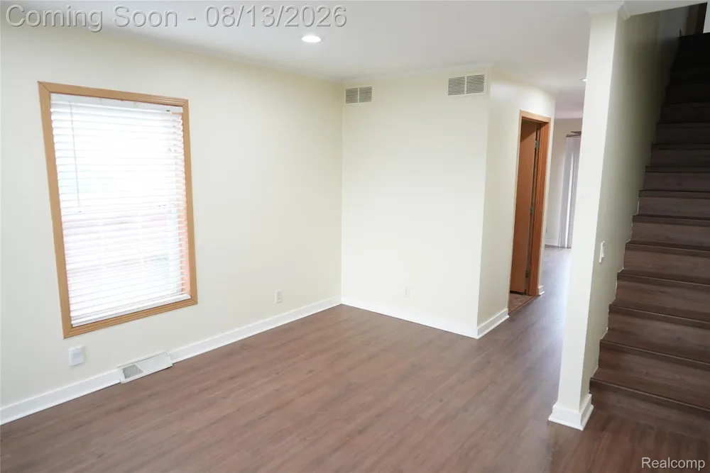 2018 John R Road Troy City, MI 48083