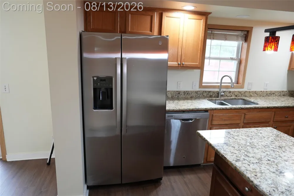 2018 John R Road Troy City, MI 48083