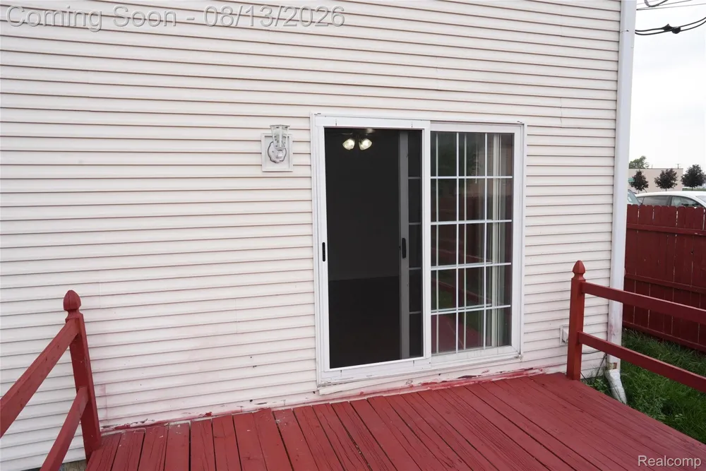 2018 John R Road Troy City, MI 48083