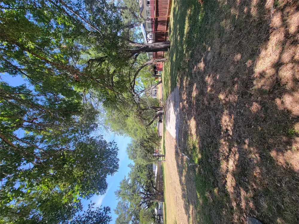 410 CR 136B Kingsland, TX 78639