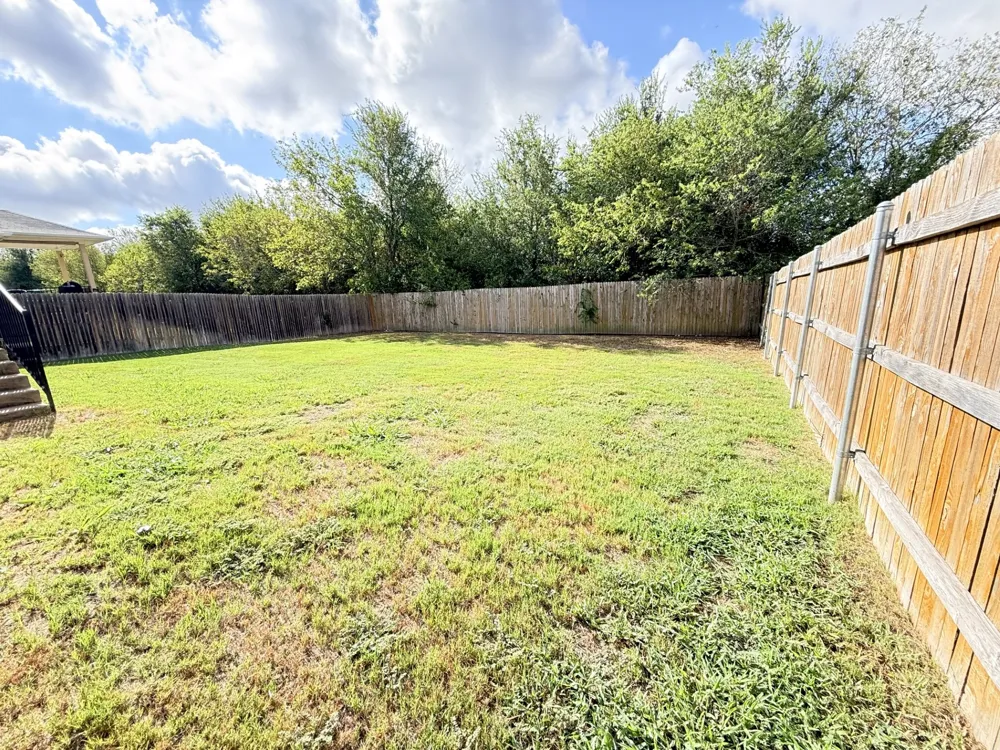 123 Saranac Drive Elgin, TX 78621